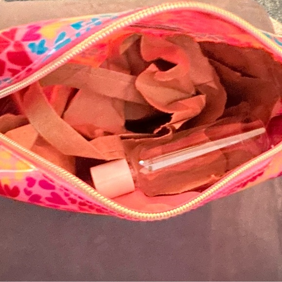 NWOT Juicy couture make up bag - Picture 2 of 3